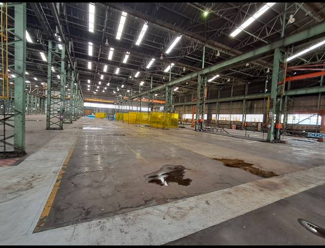 6,000M² WAREHOUSE TO LET IN DUNCANVILLE